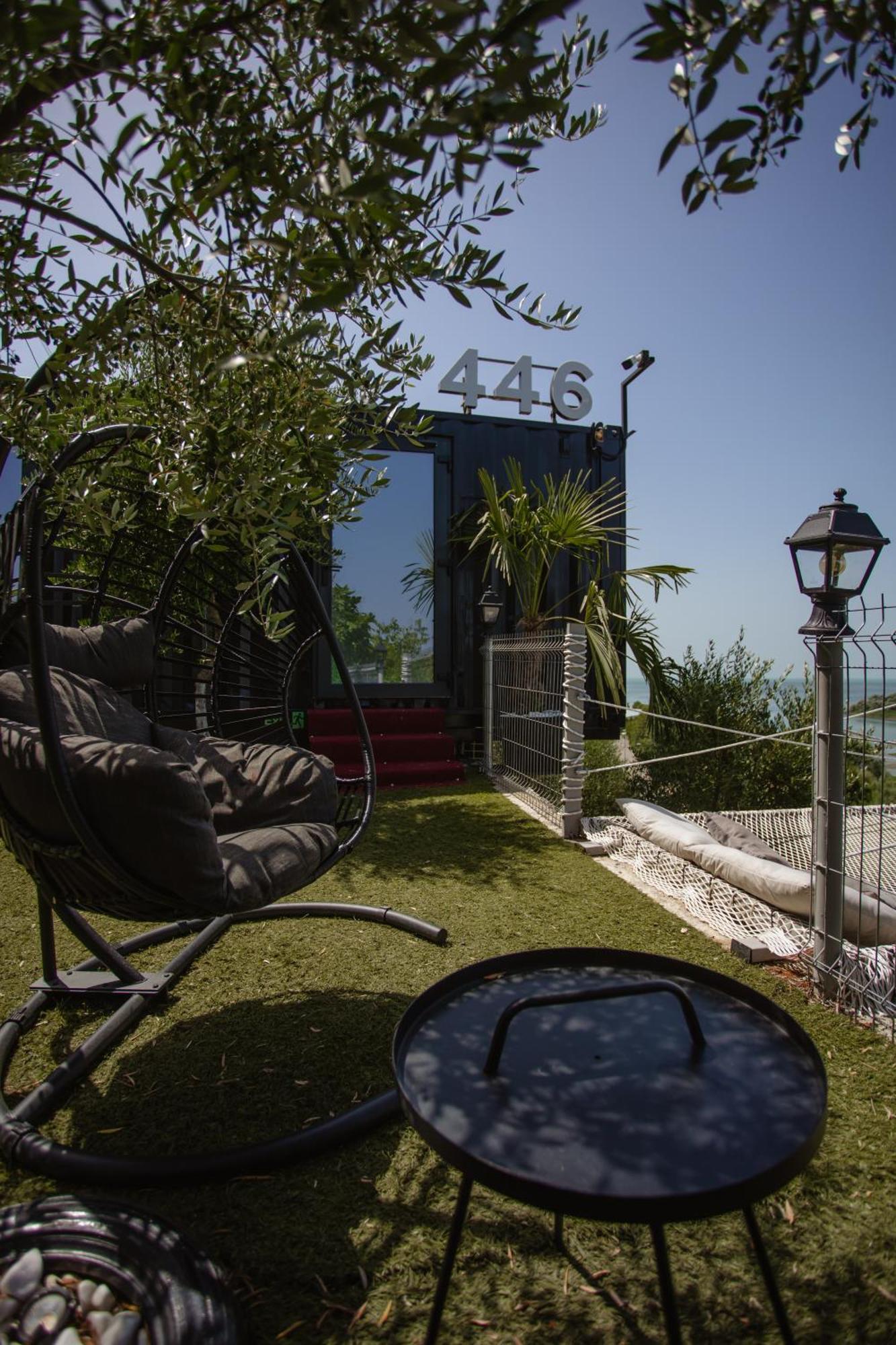 446 Tiny House Shiroke Villa Buitenkant foto